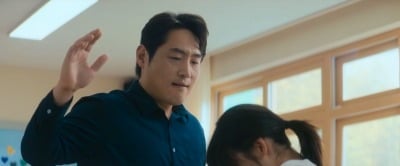 '참교육' 학부모 갑질 빌런, 알고보니 대학 선후배 사이였다…"박지연에 감사해"