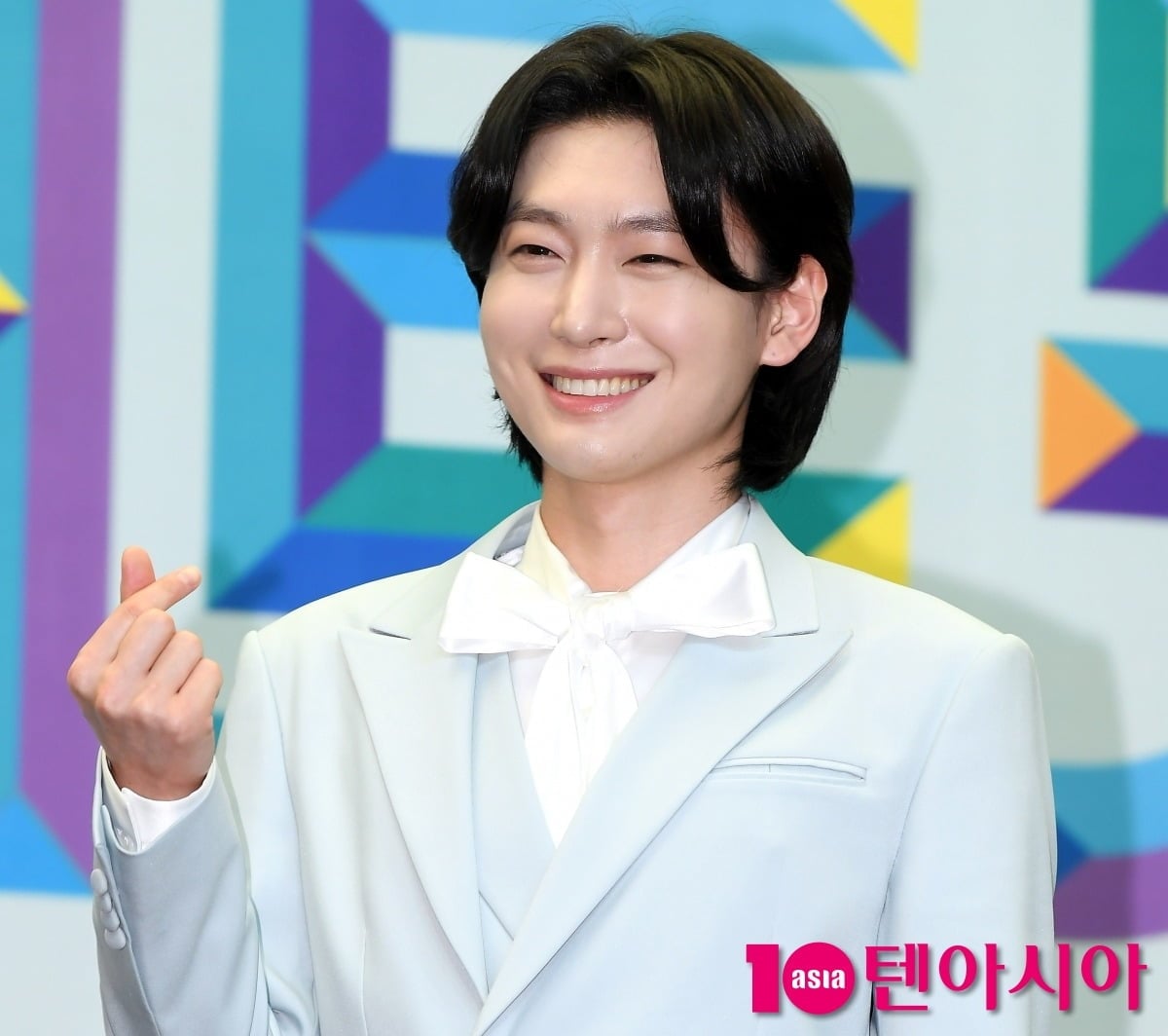 텐아시아 DB