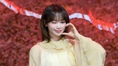 르세라핌 김채원, '목 부상' 회복…"다음 주부터 스케줄 참여"