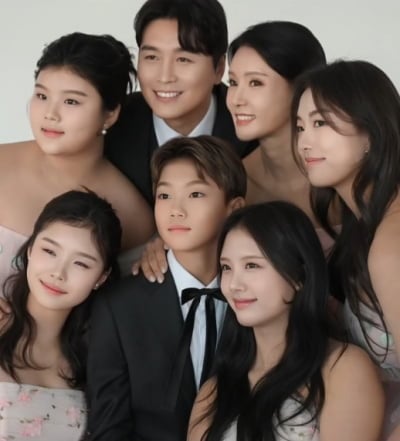이동국家 첫째 딸, 최우수 학생으로 졸업하는데…"멕시코전 봐야 되는데?"