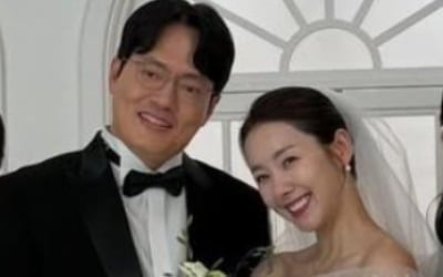 ♥인교진 또 반하겠네…'42세' 소이현 우아한 웨딩드레스 자태