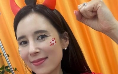 에바, 귀화하더니 한국 사람 다 됐네…멕시코전 패배에 "32강 꼭 가자" 응원