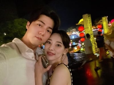 '장기연애' 이나연♥남희두, 굳건한 사랑 자랑…선남선녀 따로 없어