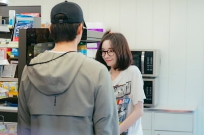 박보영·블랙핑크 지수 이어 이번엔 ♥박지현이다…'키스 장인' 서인국의 새로운 로코 ('내일도')