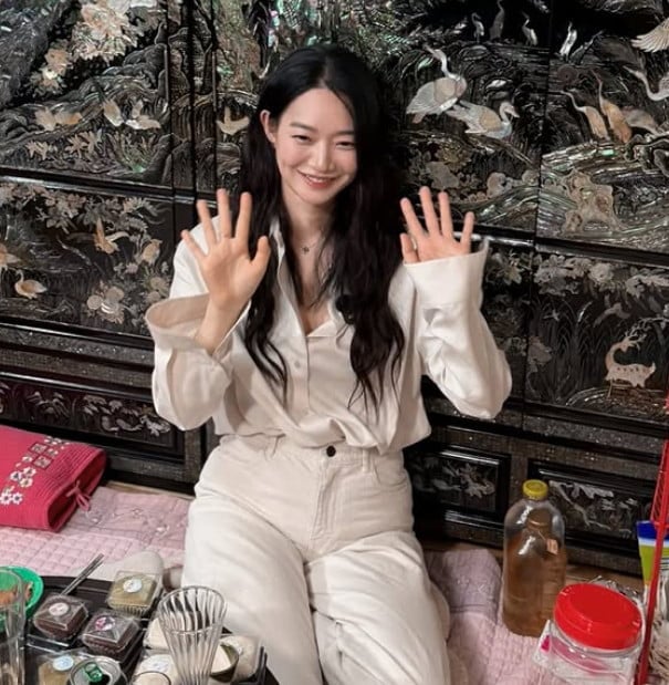 사진=신민아 SNS