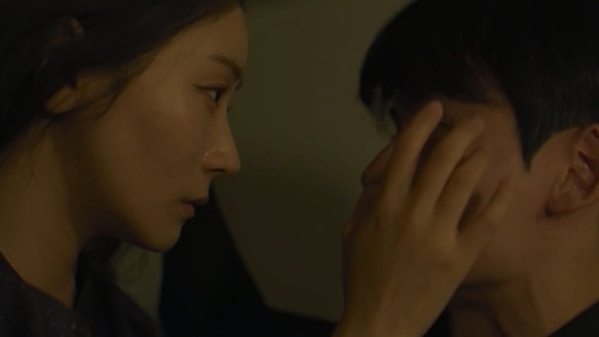 죽은 전 애인과의 '귀접'에 빠져 임신까지 시도한 아내의 비밀이 공개됐다. /사진제공=채널A