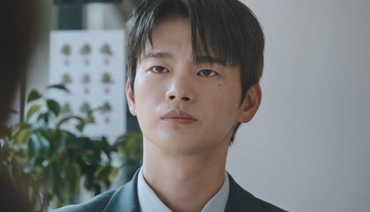 '내일도 출근!' 2화가 방송됐다. / 사진=tvN