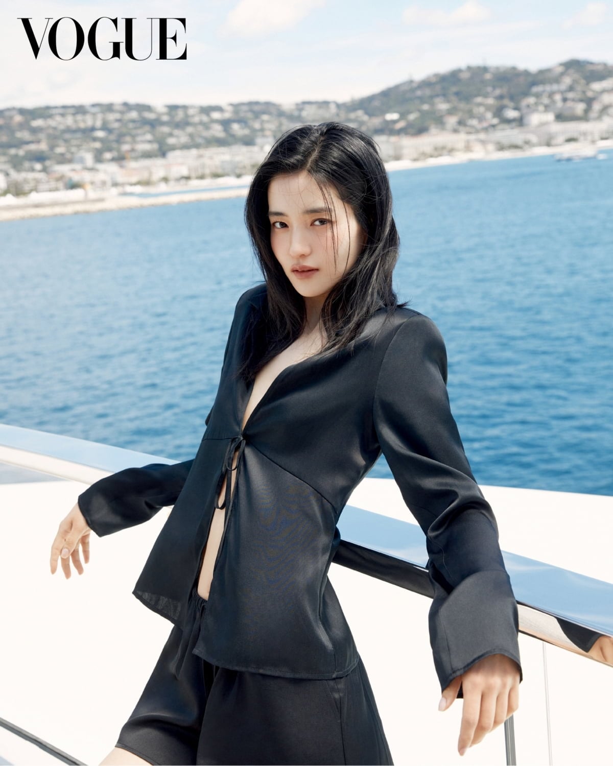 배우 김태리가 화보를 찍었다./사진 제공=보그 코리아 