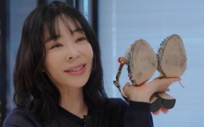 이혜영 "다리 보험 이슈되려고 들어"…30년 치 패셔니스타 옷방 공개 ('혜영이는 못말려')