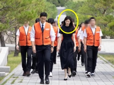 호반家 며느리된 김민형 전 SBS 아나운서, 남편+신입사원 동반 봉사 인증