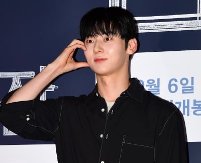 [공식] 황민현, 사진전 개최…日 도쿄→가마쿠라 여행 기록 담아내
