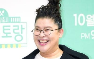 "골프는 안 가르치고 술만"…술 못 마시던 이영자, 박세리 덕분에 주량 늘어 ('이영자 TV')
