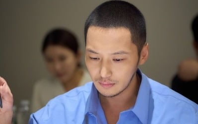 무당 된 변요한…'손 없는 날' 촬영 시작