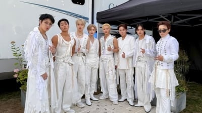 에이티즈, 영국 대형 페스티벌서 잘 나가네…9월 ATA페스티벌 앞두고 화려한 컴백