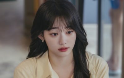 '내일도 출근' 강미나, ♥윤정훈 앞 무릎까지 꿇었다…장거리 연애 위기