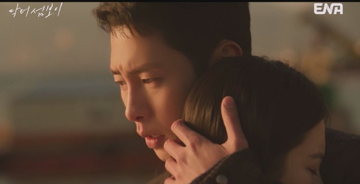 '닥터섬보이'가 4.5% 시청률을 기록했다./사진제공=ENA