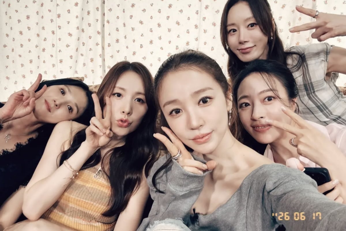 김이지, 간미연, 이희진, 윤은혜,  심은진 / 사진 = 김이지 SNS
