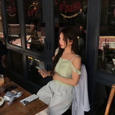남규리, 뼈말라의 비애…옷이 자꾸 한쪽만 흘러내려