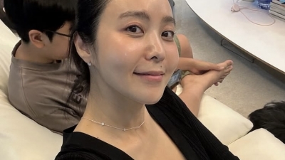 박지윤, 부유방 심하다고 했는데…오징어 내장째 먹방 자랑