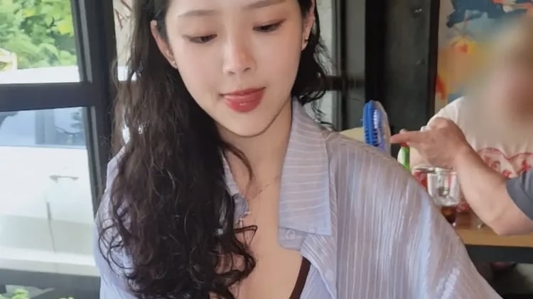  이혼설로 시끄러웠는데…유현철, 10기 옥순과 습해도 데이트