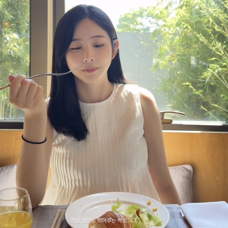 매출 500억대 남편이 밥 잘 사줄텐데…16살 어린 박지현, D라인 실종