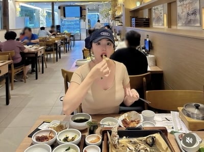 홍진영, 화장품 이어 수산업 CEO 도전할까…먹방도 친언니처럼