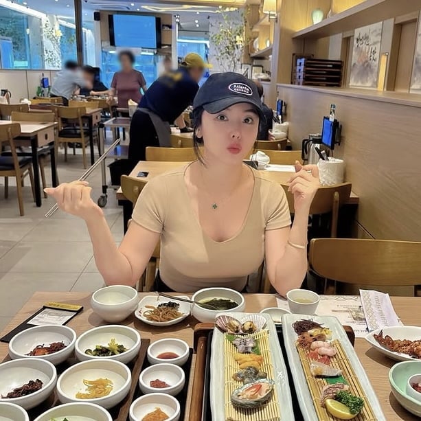 홍진영, 화장품 이어 수산업 CEO 도전할까…먹방도 친언니처럼