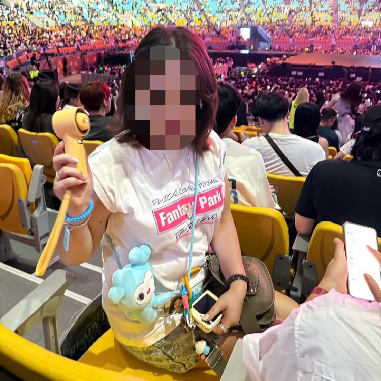 나연도 JYP 떠날까…모친 “대접받을 차례야” 의미심장