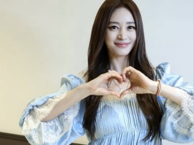 김혜수, 장발하니 20대 같아…숏컷 버리고 청순함 획득