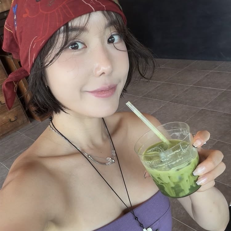 ‘가슴에만 1000만원’ 이소라, 직업 해명까지…“주방 이모 아닙니다”