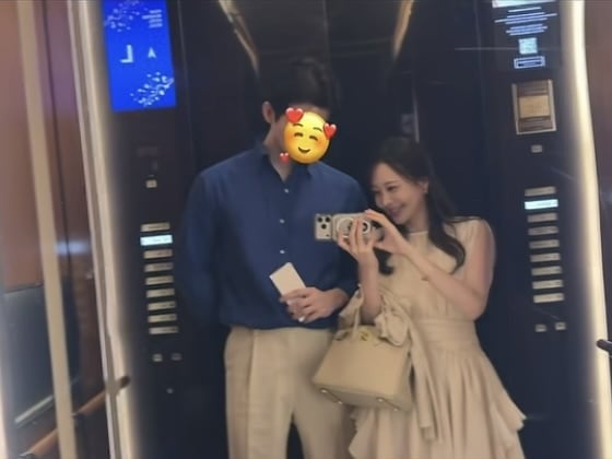 ‘4년전 이혼’ 아옳이, 새남친 생겼다…5성급 호텔서 데이트