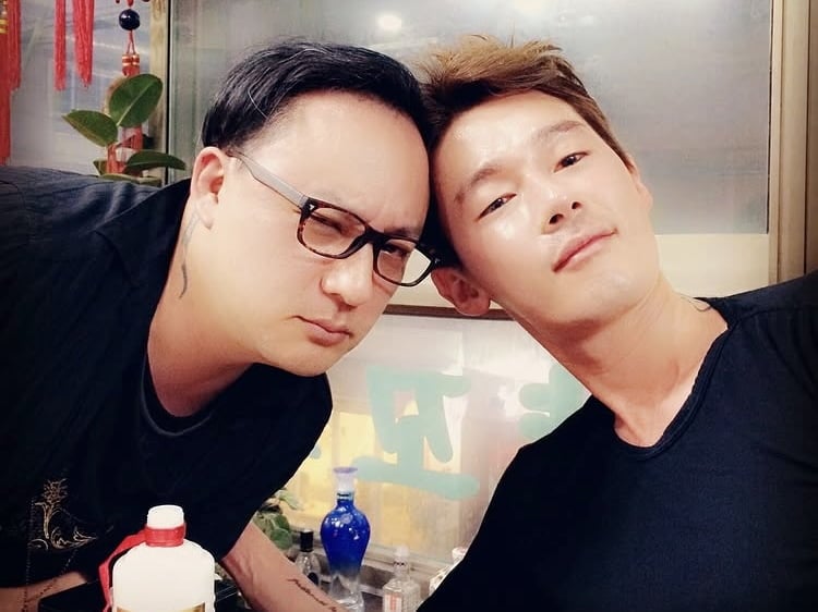 “왜 불러놓고 말을 못 했어”…허지웅, 故신해철 향한 먹먹한 그리움