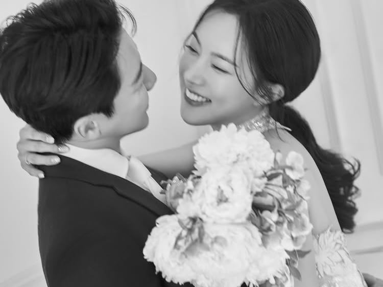 ‘10월 결혼’ 김나희, 훈남 남편 공개…“더없이 행복한 날” 청모 시작