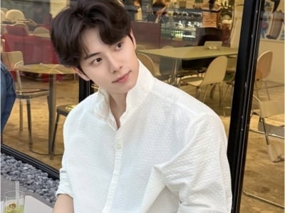 여친 류다인이 찍어줬나… ♥이채민, 핫플에서 남친짤 제대로 완성