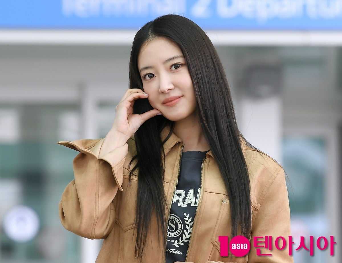 배우 이세영이 취재진 앞에서 포즈를 취하고 있다. / 사진=텐아시아DB