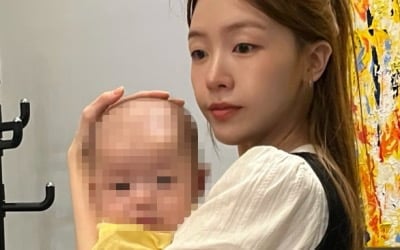 '♥온주완' 방민아, 아이 안는 폼이 수준급…붕어빵 조카 돌잔치서 뽐낸 육아 실력
