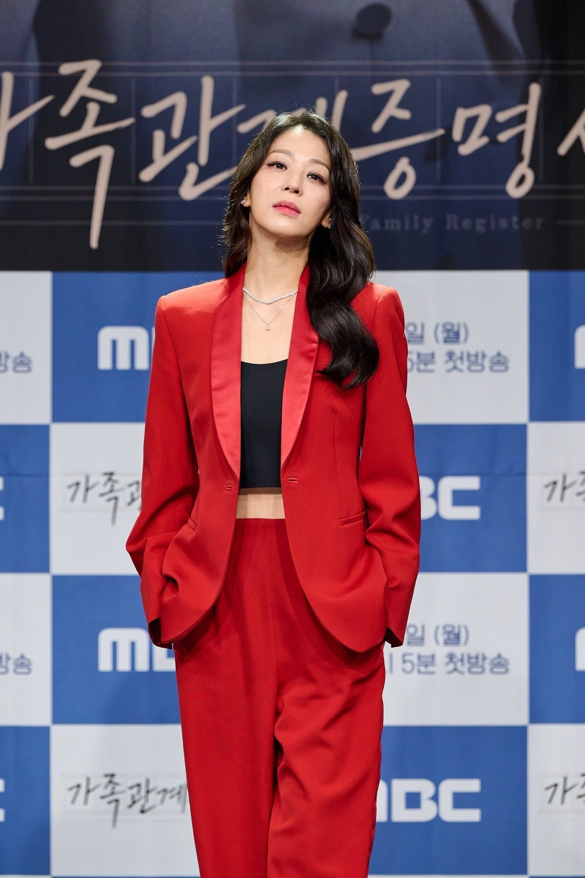 배우 한고은과 박세영이 새 일일드라마 '가족관계증명서'를 통해 나란히 안방극장에 복귀한다./사진제공=MBC