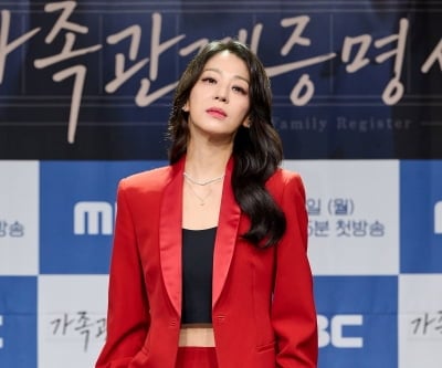 '51세' 한고은, 공식석상서 극 I 성향 고백…"박세영과 낯 가리다 아련한 감정 생겨" ('가족관계')