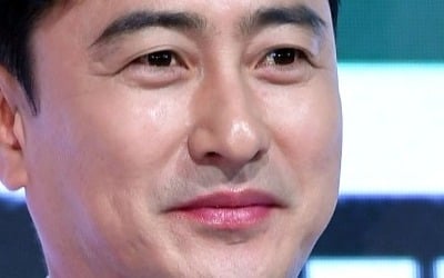 [공식] 안정환, 새 MC 자리 꿰찼다…산다라박과 호흡, "안전 되쇄겼으면" ('골든타임 in CCTV')