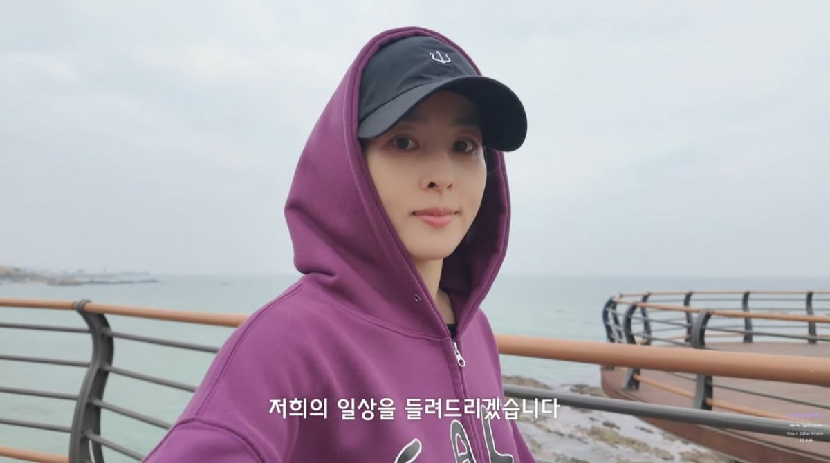 한혜진이 기성용과의 주말부부 일상을 공개했다. / 사진='한혜진' 유튜브 캡쳐
