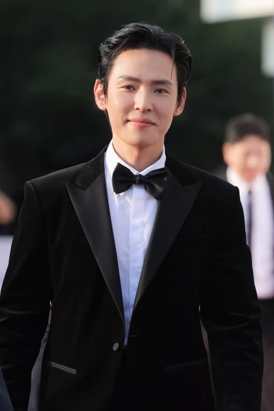 '사랑의 불시착'으로 데뷔한 강형석, 이준익 첫 숏드라마 출연…BIFAN 참석
