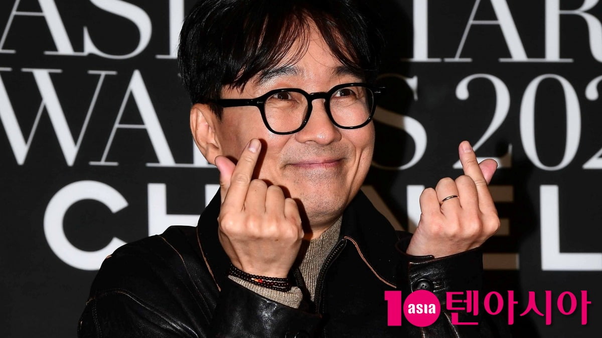 장항준 감독이 공식 행사에서 포즈를 취하고 있다. / 사진=텐아시아 DB