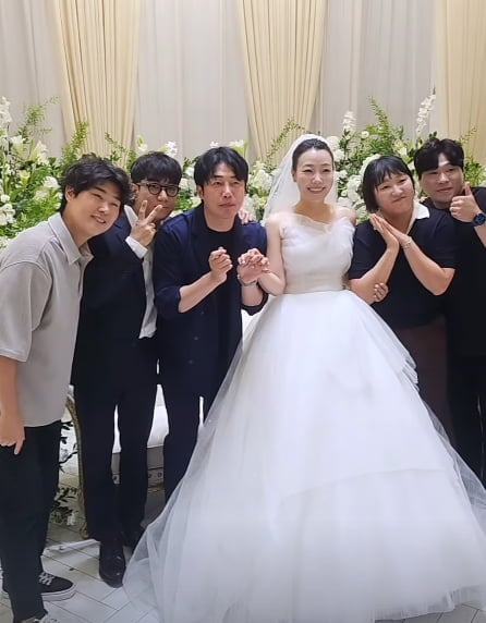 '41세' 박은영, 결혼식 현장 공개됐다…♥훈남 남편 옆에서 '활짝'