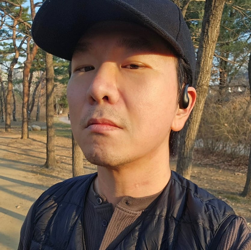 그룹 리센느 원이가 말투를 둘러싼 '일베 논란'에 휩싸인 가운데, 코미디언 김시덕이 경상도 사투리라며 설명에 나섰다./사진=김시덕 SNS