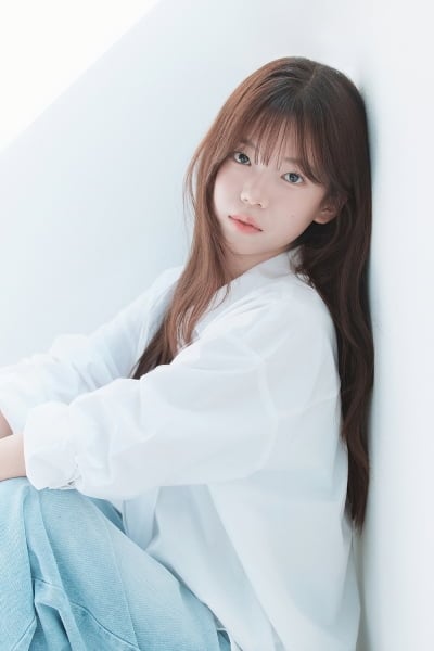 [공식] '은중과 상연' 김고은 아역, 정우성·이정재와 손 잡았다…도영서 아티스트컴퍼니 行