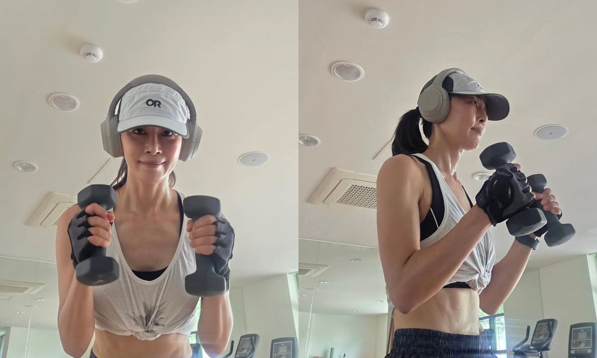 문정희가 탄탄한 몸매를 보여줬다. / 사진=문정희 SNS