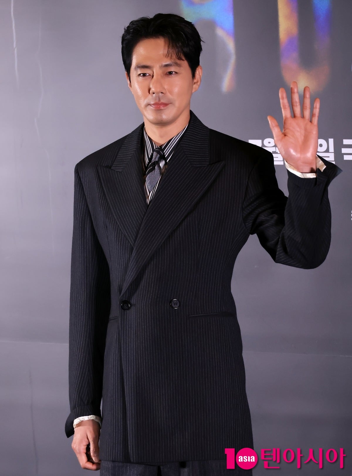 조인성이 '호프'에서 범석 역을 맡았다. / 사진=텐아시아DB
