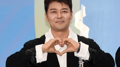 '48세' 전현무, ♥공개 열애만 2번인데…"상견례 해본 적 없어" ('전현무계획4')