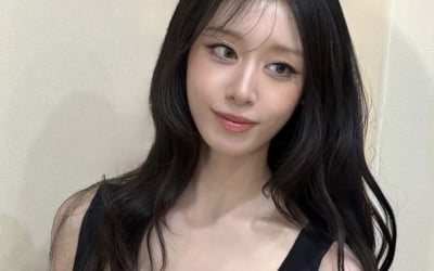 티아라 지연, 팔뚝이 한 손에 잡히겠네…볼살 '쏙' 빼고 완성한 방부제 비주얼