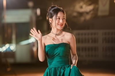 걸그룹 센터 역할 맡았다는 '주지훈 소속사' 여배우…강민아, 화려한 비주얼 자랑 ('공감세포')